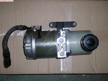 Bonba direccion renault sport