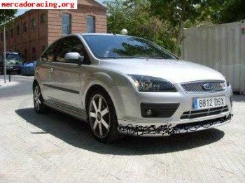 Parachoques del ford focus nurburgring y llanta