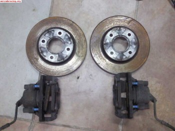Frenos de escort rs 2000 delanteros