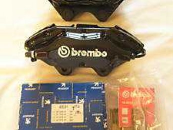 Pinzas brembo 4 pistones   pastillas