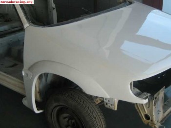 Se vende aletas del. i capo de fibra