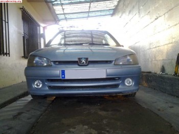 Focos antinieblas de 106 sport/gti