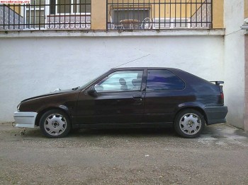 Vendo interior completo con semibakec clio 16v