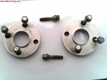 Vendo 2 separadores 20 mm. 4 x 100 mm. buje 57mm. de seat.