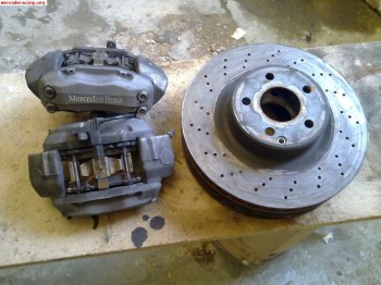 Pinzas brembo de 4 pistones mercedes-benz