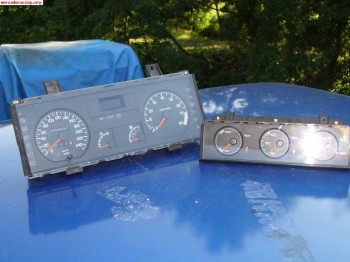 Cuadro y relojes de clio 16v