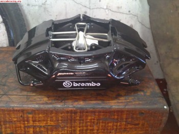 Pinzas brembo 4 pistones nuevas. 400 euros.