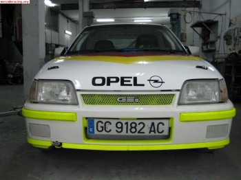 Comrpo defensa delantera opel kadett gsi