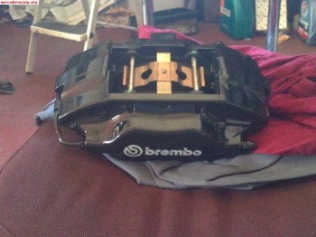 Pinzas brembo 4 pistones nuevas. 400 euros.