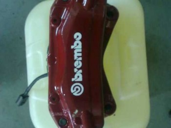 Se venden pinzas brembo 4 pistones