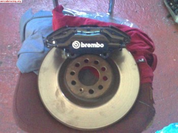 Pinzas brembo 4 pistones nuevas. 400 euros.