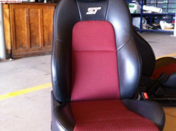 Se venden asientos ford fiesta st nuevos urge su venta