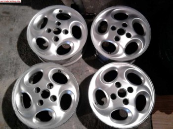 Llantas de peugeot 206 de aluminio en 14 en buen estado.75 e