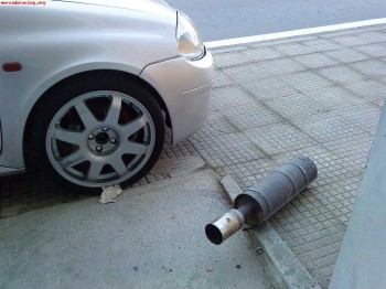 Se cambia por defensa trasera clio sport