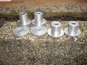 Vendo soportes de alumino, para eje trasero de 106-saxo-ax