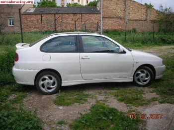 Compro pieza seat!!! urgee!!!