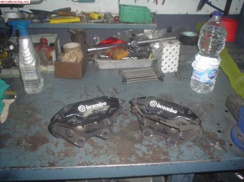 Se venden pinzas brembo de 4 pistones