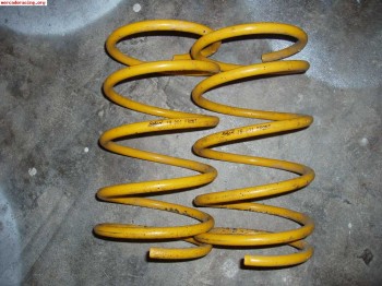 Muelles -4cm saxo/106/ax 50€