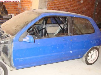 Carroceria de clio 16 documentada