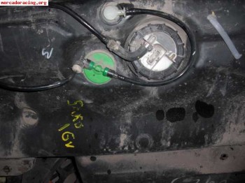 Busco deposito de gasolina de saxo