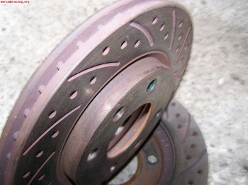 Discos de frenos ventilados taladrados y ranurados