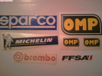 Vendo todo tipo de pegatinas racing para coche,moto,quad,bic