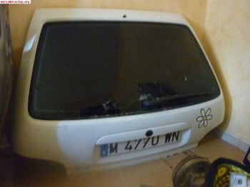 Vendo porton trasero saxo