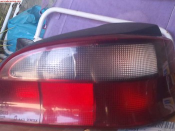 Vendo faro derecho trasero de saxo