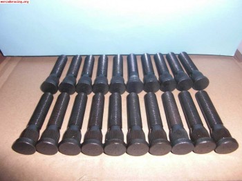 Vendo esparragos para bujes subaru/nissan (rosca 12x125) (la
