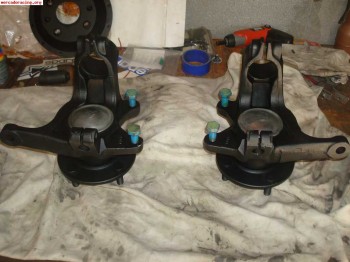 Manguetas delanteras sierra cosworth 2rm.