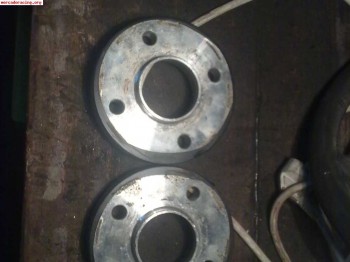 Vendo separadores para renault de 2 cm