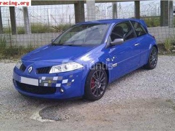 Vendo 2 lineas de escape de renault megane f1 team r26