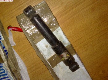 Vendo amortiguadores de serie de saxo vts 16v