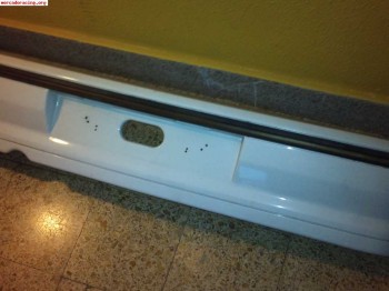 Vendo defensa trasera clio 16v en blanco