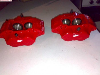 Se venden pinzas de freno ap racing de 4 pistones