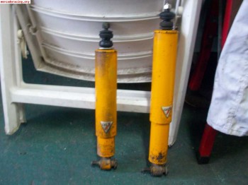 Vendo amortiguadores traseros kony opel calibra