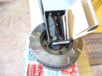 Discos rayados ,pastillas ferodo ds-2500 i bomba...para saxo