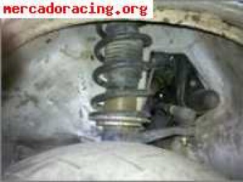 Se vende carroceria 106 gti con posibilidad papeles