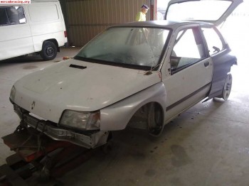 Carroceria clio maxi