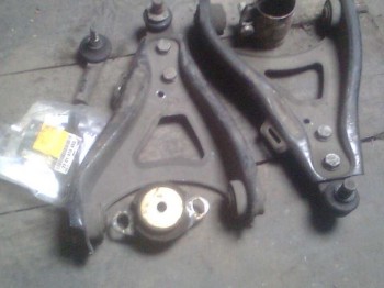 Trapecios ,rotulas de direccion ,rotulas de suspension, taco