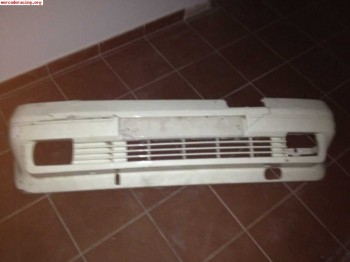 Se vende paragolpes de r5 turbo para reparar