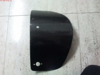Se vende consola central en carbono para saxo