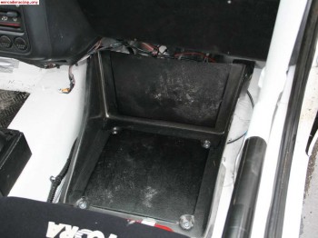 Se venden reposapies de carbono de 106 