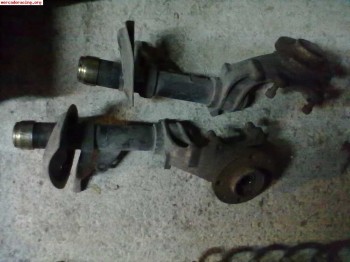 Vendo manguetas de peugeot 106 sport