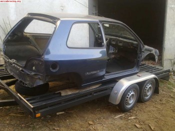 Carrocería clio 16v documentada