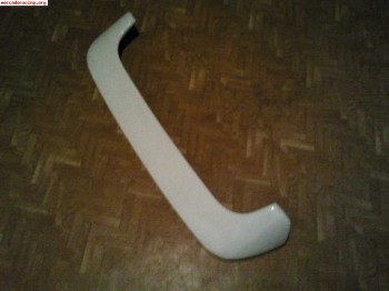 Se vende aleron de citroen saxo vts