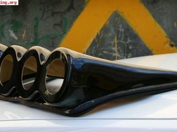 Piezas en fibra de vidrio (parillas, entradas de techo, alet