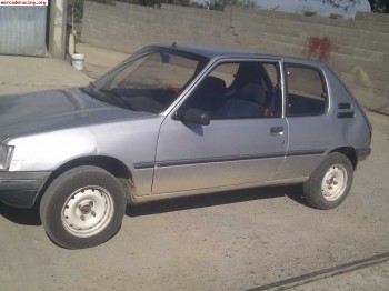 Coche completo con papeles 205 gasolina