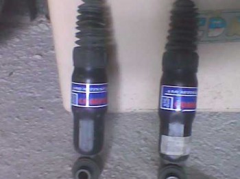 (vendo amortiguadores pts saxo/106)