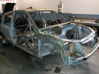 Carroceria nueva con barras clio sport